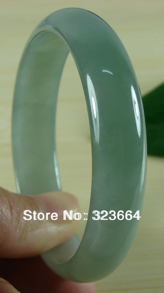 Good Texture Icy Light Natural Bangle Bracelet 58mm