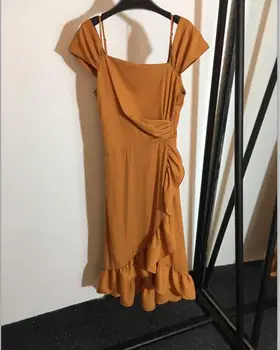 2020 summer new sling strapless ruffled irregular dress
2020 summer new sling strapless ruffled irregular dress
