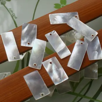 100pcs/lot Natural rectangle Cut Mother Pearl Shell White Natural rectangle Mother Pearl for DIY Jewelry MOP Shell Beads 
100pcs/lot Natural rectangle Cut Mother Pearl Shell White Natural rectangle Mother Pearl for DIY Jewelry MOP Shell Beads