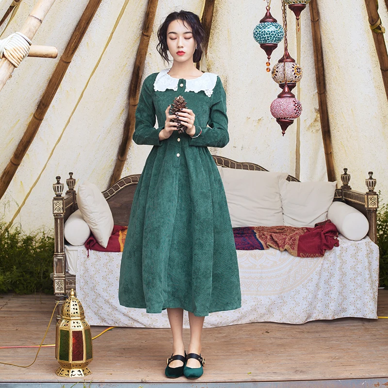 2018 new fashion women dresses autumn elegant embroidery dress retro swing long dress
2018 new fashion women dresses autumn elegant embroidery dress retro swing long dress