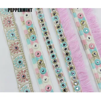 1yard Ethnic Embroidered Webbing 2/4.5cm Indian Mirro Trim DIY Handmade Sewing Net Yarn Ribbons Clothing Decorative Lace Trim
1yard Ethnic Embroidered Webbing 2/4.5cm Indian Mirro Trim DIY Handmade Sewing Net Yarn Ribbons Clothing Decorative Lace Trim