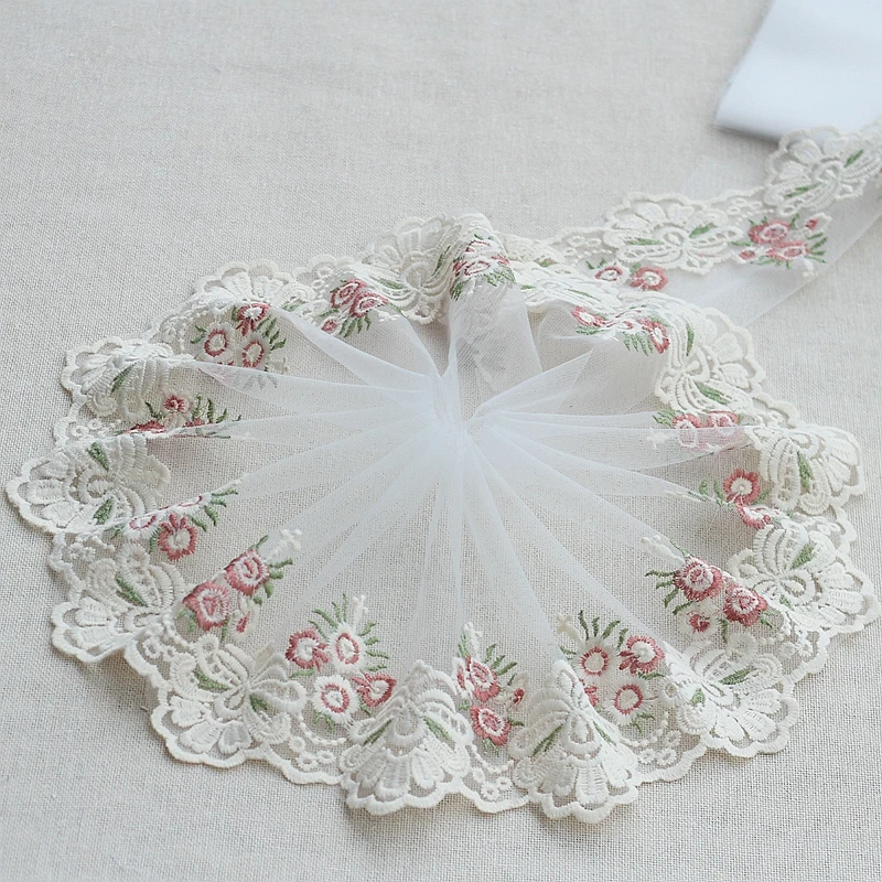 2Yards/Lot Exquisite Embroidered Lace Trim Flower Lace Fabric Quality Lace Ribbon DIY Craft&Sewing Dress Clothing Accessor
2Yards/Lot Exquisite Embroidered Lace Trim Flower Lace Fabric Quality Lace Ribbon DIY Craft&Sewing Dress Clothing Accessor