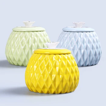 Ceramic Storage Box Tea Seal Pot With Lid Kithenware Pineapple Shape Sugar Bowl Dinnerware Set Seasoning Box Pudding Container
Ceramic Storage Box Tea Seal Pot With Lid Kithenware Pineapple Shape Sugar Bowl Dinnerware Set Seasoning Box Pudding Container