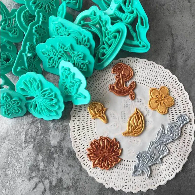 3pcs feather wing, flower transparent plastic texture, pattern flip sugar printing mold
3pcs feather wing, flower transparent plastic texture, pattern flip sugar printing mold