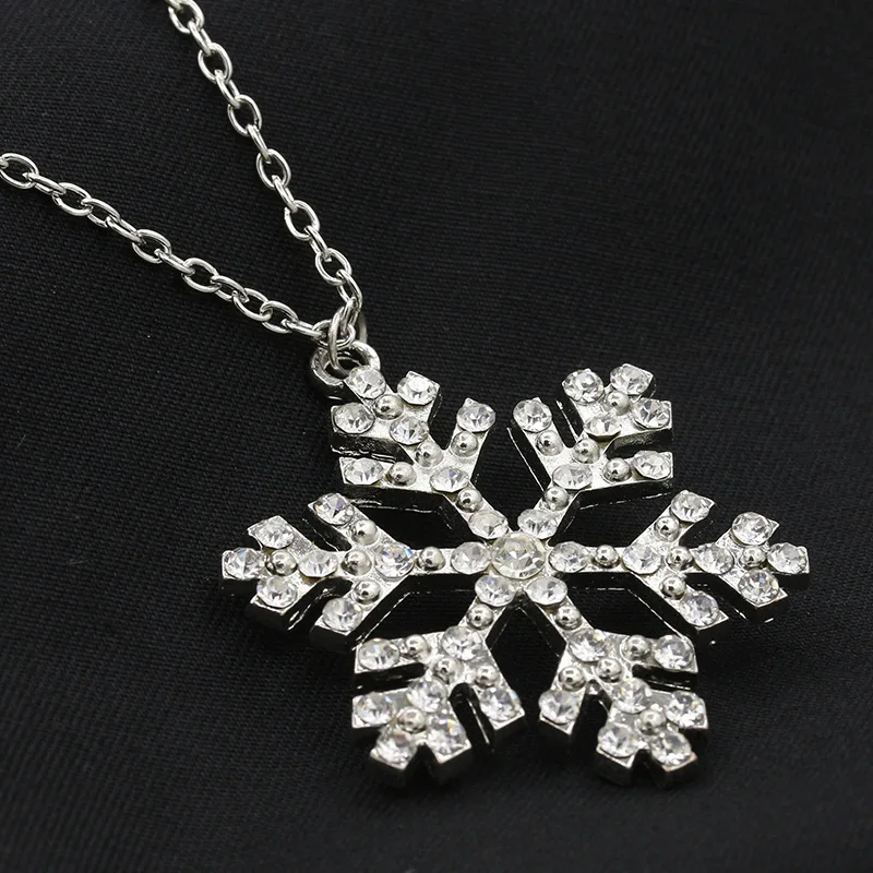 Silver Crystal Necklaces Hollow Pendants Rhinestone Zircon Charm Heart Snowflake Crown Butterfly Owl Chain Jewelry Choker
Silver Crystal Necklaces Hollow Pendants Rhinestone Zircon Charm Heart Snowflake Crown Butterfly Owl Chain Jewelry Choker