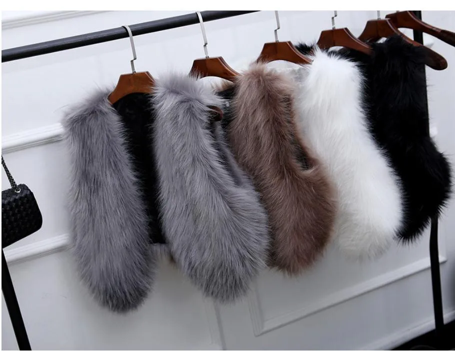 New Spring Autumn Womens Fake Fox Fur Vests Furry Shaggy Woman Fake Fur Vest Fashion Short Section Small Waistcoats S/Xl J3004
New Spring Autumn Womens Fake Fox Fur Vests Furry Shaggy Woman Fake Fur Vest Fashion Short Section Small Waistcoats S/Xl J3004