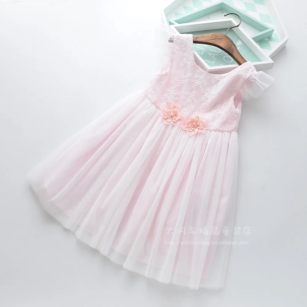 Roimyal Wholesale 2019 Summer new sweet flowers decorated dress 2-9 years girl round collar mesh flying sleeve vest dress
Roimyal Wholesale 2019 Summer new sweet flowers decorated dress 2-9 years girl round collar mesh flying sleeve vest dress