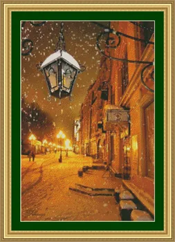 oneroom ,Cross Stitch similar dmc Top Quality beautiful nostalgic counted cross stitch kit 47-65CM Snowing night
oneroom ,Cross Stitch similar dmc Top Quality beautiful nostalgic counted cross stitch kit 47-65CM Snowing night