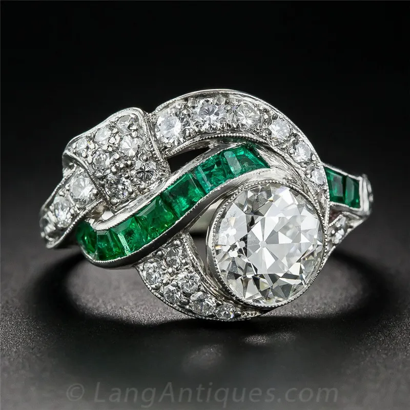 2018 Vintage Brand Jewelry White Color Inlay Cubic Zirconia Unique Shaped Ring for Women Wedding Engagement F5C193
2018 Vintage Brand Jewelry White Color Inlay Cubic Zirconia Unique Shaped Ring for Women Wedding Engagement F5C193