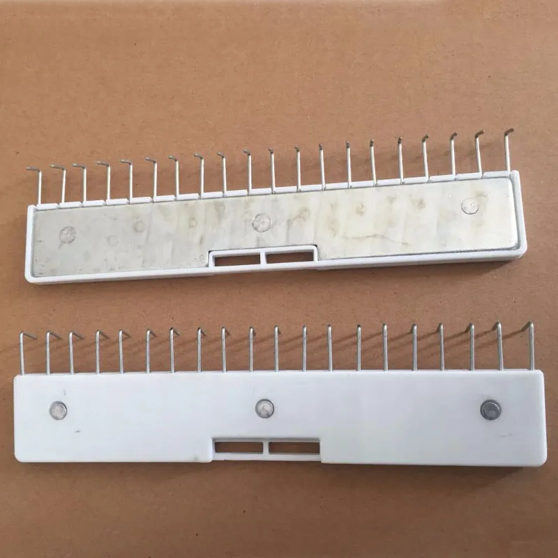 1pc Pin Type Long Weight Lace Claw Hanger Pothook Knitting Machine Wide Hanger Hook for Brother Silver Reed Parts Tool Accessory
1pc Pin Type Long Weight Lace Claw Hanger Pothook Knitting Machine Wide Hanger Hook for Brother Silver Reed Parts Tool Accessory