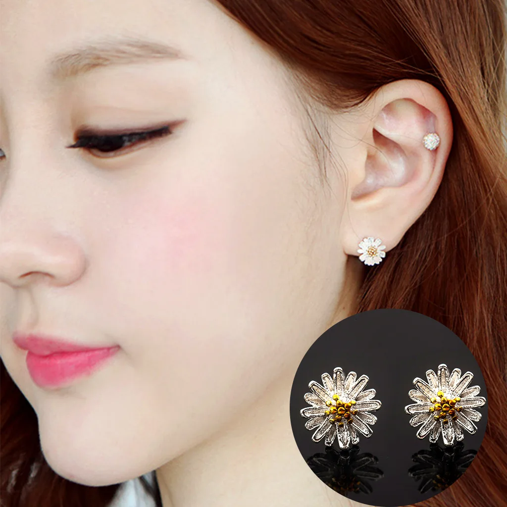 Korean version of sweet jewelry fashion sunflower baby chrysanthemum ear nail Crown Fox Earring Earrings Wholesale
Korean version of sweet jewelry fashion sunflower baby chrysanthemum ear nail Crown Fox Earring Earrings Wholesale