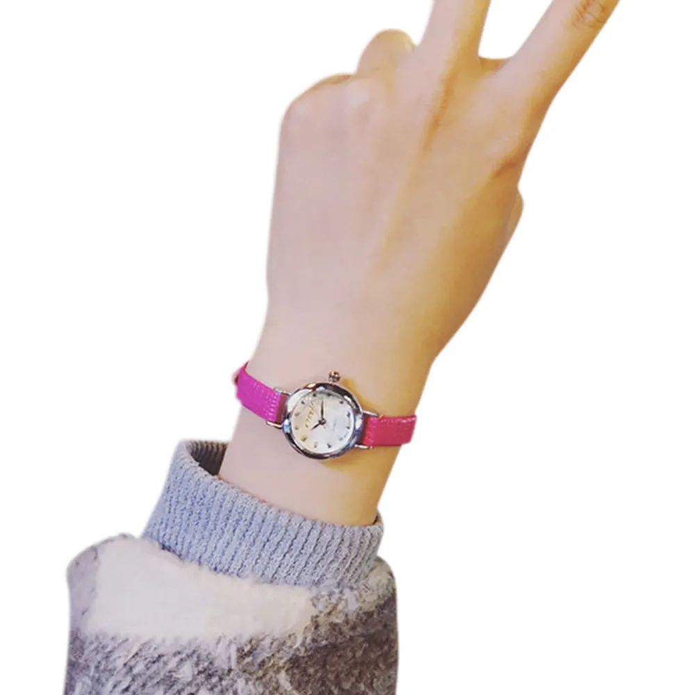 Women's leather watch 2019 simple diamond scale white small dial fashion ladies wrist watch gift ladies watch bracelet a59
Women's leather watch 2019 simple diamond scale white small dial fashion ladies wrist watch gift ladies watch bracelet a59