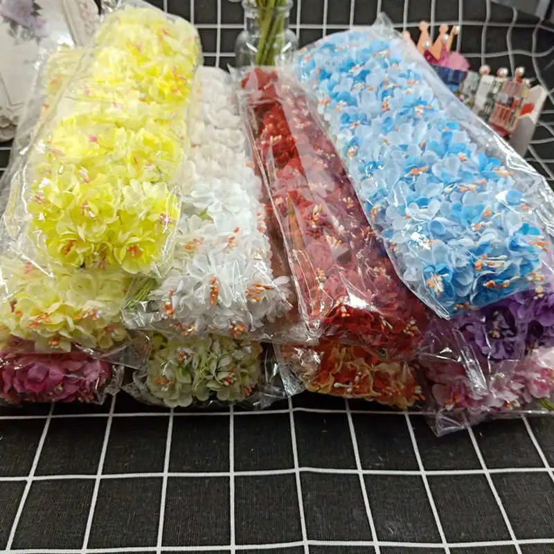 Cheap 72Pcs silk gradient artificial bouquet for wedding scrapbooking decoration DIY wreath decoration flower
Cheap 72Pcs silk gradient artificial bouquet for wedding scrapbooking decoration DIY wreath decoration flower