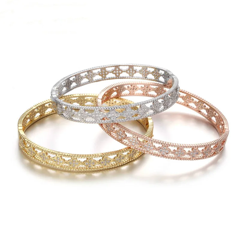 3 colors Clover pattern Cubic Zirconia Bracelets & Bangles Four Leaf Clover hollow design Noble elegant style Bride jewelry
3 colors Clover pattern Cubic Zirconia Bracelets & Bangles Four Leaf Clover hollow design Noble elegant style Bride jewelry
