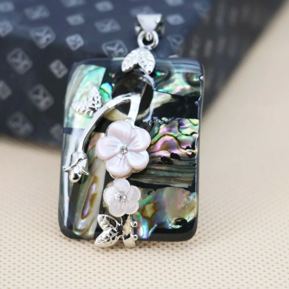 30*40mm Natural Abalone seashells sea shells Material pendants Accessories Series women girls gifts flower beads jewelry making
30*40mm Natural Abalone seashells sea shells Material pendants Accessories Series women girls gifts flower beads jewelry making