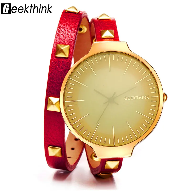 Фото Топ роскошный модный бренд кварцевые часы Для женщин женские ретро заклепки