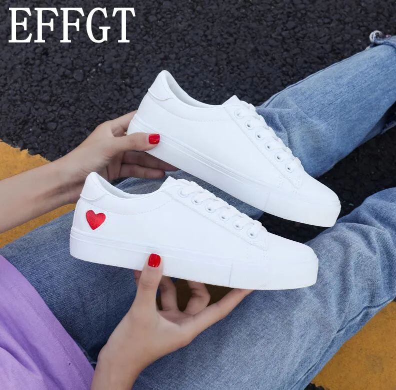 EFFGT 2019 Women Canvas Shoes Women Casual Flats Heart Lace-up Fashion Ladies Spring/Autumn Shoes designer White Sneakers A269
EFFGT 2019 Women Canvas Shoes Women Casual Flats Heart Lace-up Fashion Ladies Spring/Autumn Shoes designer White Sneakers A269