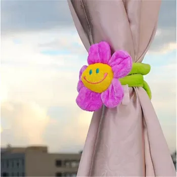 5pcs/Lot new creative cartoon sunflowers curtain buckle sunflowers bouquet doll plush doll gift toys
5pcs/Lot new creative cartoon sunflowers curtain buckle sunflowers bouquet doll plush doll gift toys