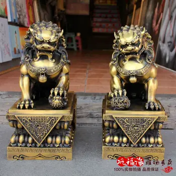 Gong Fuhai copper lion lion palace copper copper lion on a large Home Furnishing ornaments Beijing lion ornaments (A803 Special
Gong Fuhai copper lion lion palace copper copper lion on a large Home Furnishing ornaments Beijing lion ornaments (A803 Special