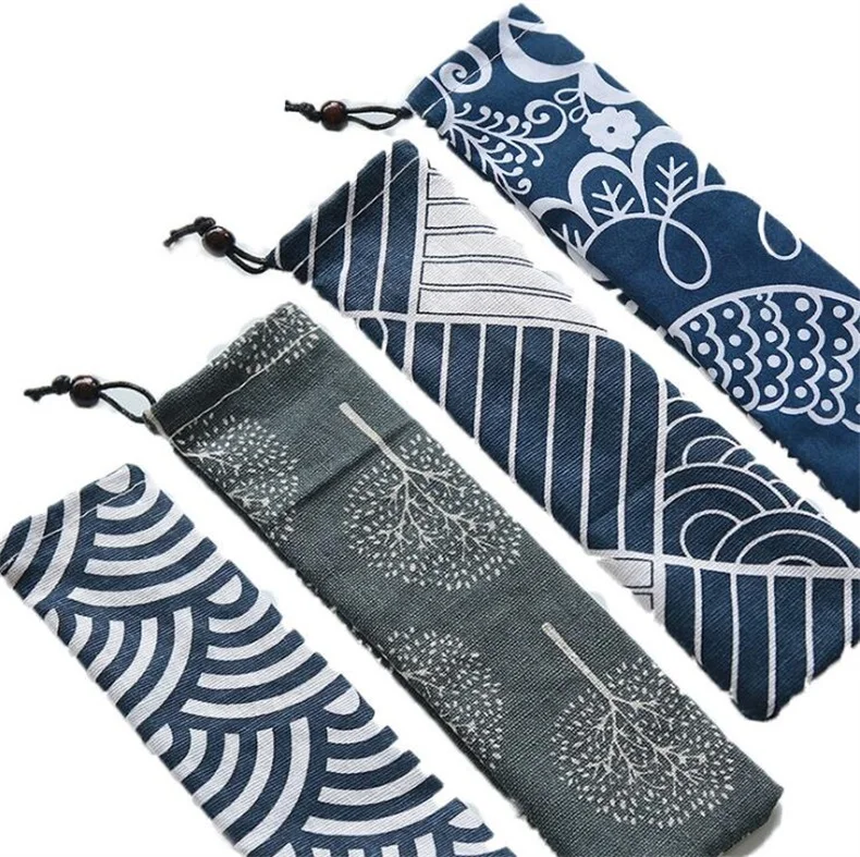 Japanese Style Portable Tableware Storage Bag Travel Drawstring Cutlery Bag Portable Case For Straw Spoon Fork Knife
Japanese Style Portable Tableware Storage Bag Travel Drawstring Cutlery Bag Portable Case For Straw Spoon Fork Knife