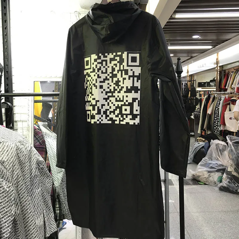 2019 New QR Code Print Vetements Raincoat Jackets Black Men Women Casual Skateboard Vetements Jacket
2019 New QR Code Print Vetements Raincoat Jackets Black Men Women Casual Skateboard Vetements Jacket