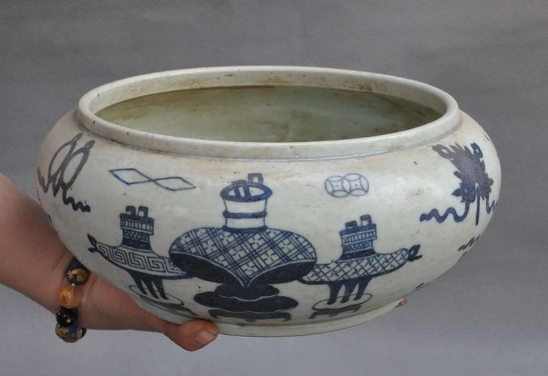9"Old China Blue&White Porcelain Auspicious eight treasures Bowl Pot jar Crock A
9"Old China Blue&White Porcelain Auspicious eight treasures Bowl Pot jar Crock A