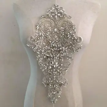 1 piece rhinestone bridal neckline applique for bridal dress, rhinestone collar for wedding dress, craft bridal gown supplies
1 piece rhinestone bridal neckline applique for bridal dress, rhinestone collar for wedding dress, craft bridal gown supplies