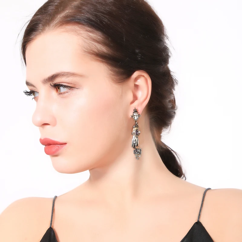 New-Gothic Unique Crystal Hand&Skeleton Earrings For Women Personalized Evil Gift Handmade Jewelry
New-Gothic Unique Crystal Hand&Skeleton Earrings For Women Personalized Evil Gift Handmade Jewelry