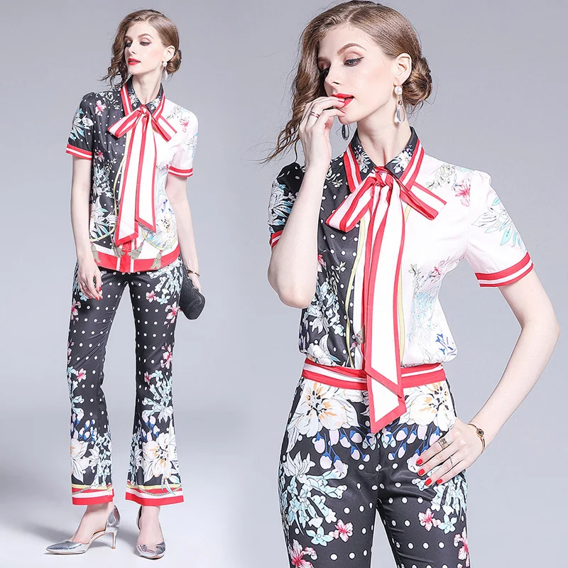 2019 Spring Summer Fall Runway 2 Piece Womens Sets Floral Print Collar Scarf Tie Neck Short Sleeve Top Shirt Pant Suits Outfits
2019 Spring Summer Fall Runway 2 Piece Womens Sets Floral Print Collar Scarf Tie Neck Short Sleeve Top Shirt Pant Suits Outfits