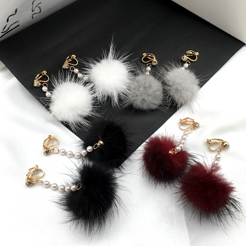Grace Jun Long Simulated Pearl Chain Mink Fur Ball Clip on Earrings for Women Party Elegant Without Pierced Earrings Ear Clip
Grace Jun Long Simulated Pearl Chain Mink Fur Ball Clip on Earrings for Women Party Elegant Without Pierced Earrings Ear Clip