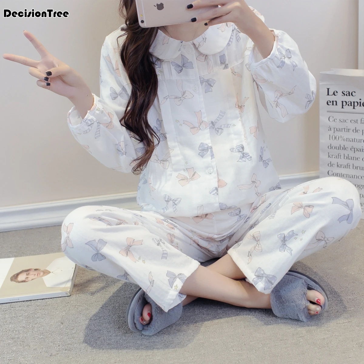 2019 new maternity sleepwear pregnant pajamas nursing breast wear lactation women cotton clothing for feeding nursing clothes 
2019 new maternity sleepwear pregnant pajamas nursing breast wear lactation women cotton clothing for feeding nursing clothes