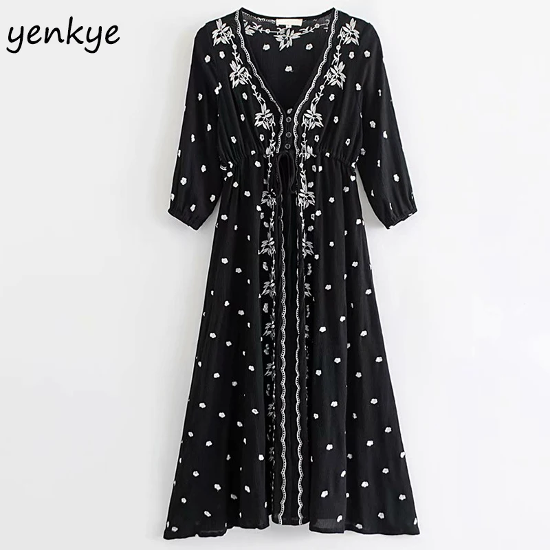 Boho Summer Dress 2019 Women Drawstring High Waist Vintage Ethnic Floral Embroidery Dress Lady V Neck A-line Midi Casual Dress
Boho Summer Dress 2019 Women Drawstring High Waist Vintage Ethnic Floral Embroidery Dress Lady V Neck A-line Midi Casual Dress