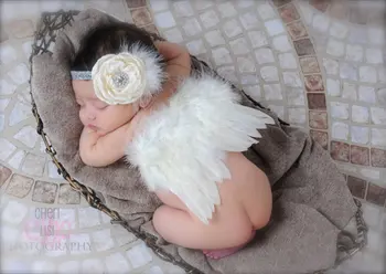 2016 retail New Soft Feathered Angel Wings and Matching Headband Set Perfect Newborn Photo Prop 1 Set
2016 retail New Soft Feathered Angel Wings and Matching Headband Set Perfect Newborn Photo Prop 1 Set