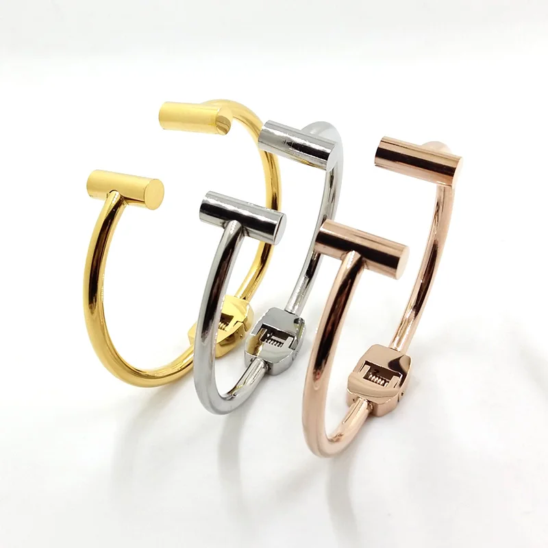 Top Quality Stainless Steel Fashion Women Pulseira Jewelry Cuff Bracelets Bangles Double T Brand Letter Bracelets For Women Girl
Top Quality Stainless Steel Fashion Women Pulseira Jewelry Cuff Bracelets Bangles Double T Brand Letter Bracelets For Women Girl