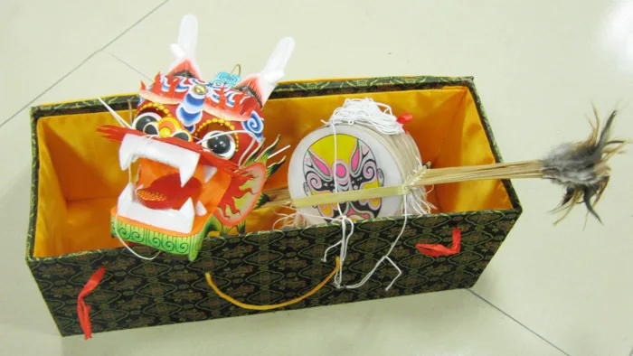 Фото Забавные игрушки Пекин Опера оптовая продажа воздушных змей с одной линией