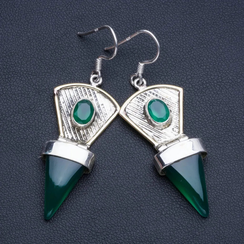 Natural Two Tones Chrysoprase Boho Style 925 Sterling Silver Drop Earrings 2" R1537
Natural Two Tones Chrysoprase Boho Style 925 Sterling Silver Drop Earrings 2" R1537