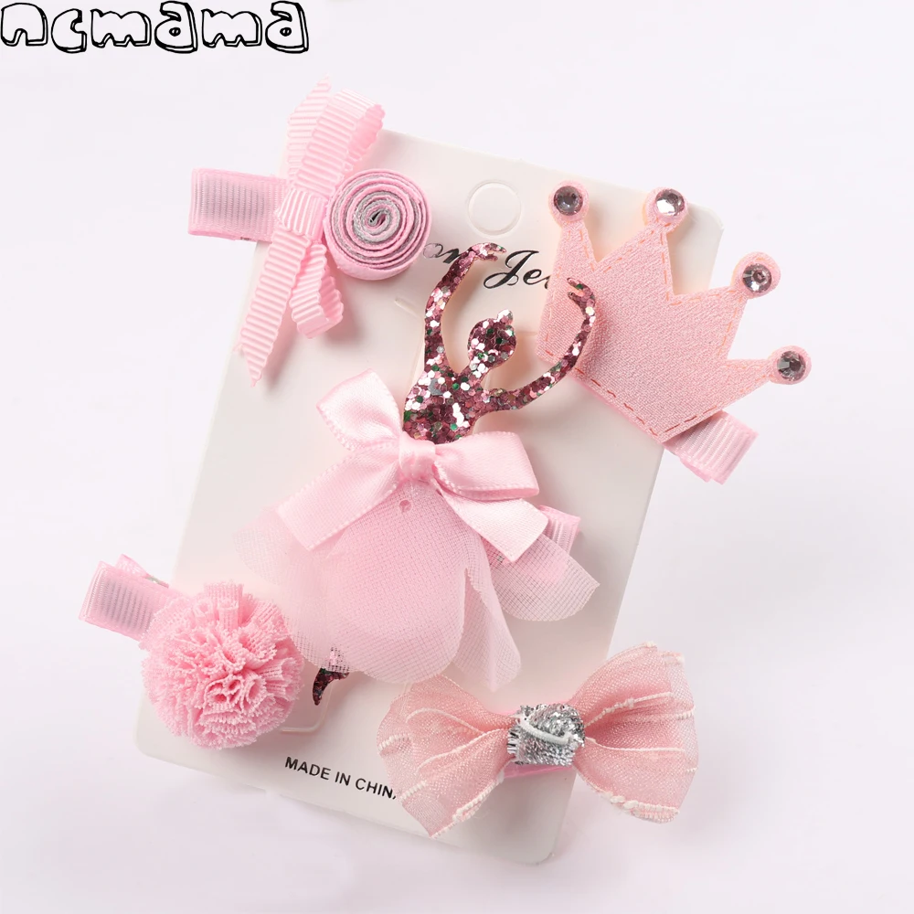 5 Pcs/Set Girls' Hairclips Denim Crown Hairpins Floral Hairbow with Safety Clips Handmade Children's Boutique Hair Accessories
5 Pcs/Set Girls' Hairclips Denim Crown Hairpins Floral Hairbow with Safety Clips Handmade Children's Boutique Hair Accessories