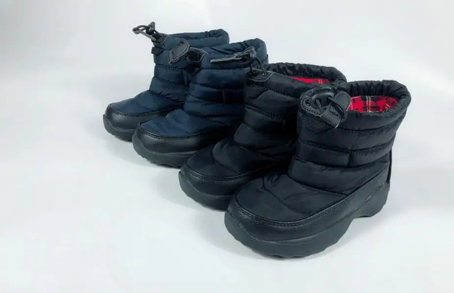 Export to Japan boys and girls snow boots thick warm non-slip waterproof children's cotton shoes
Export to Japan boys and girls snow boots thick warm non-slip waterproof children's cotton shoes