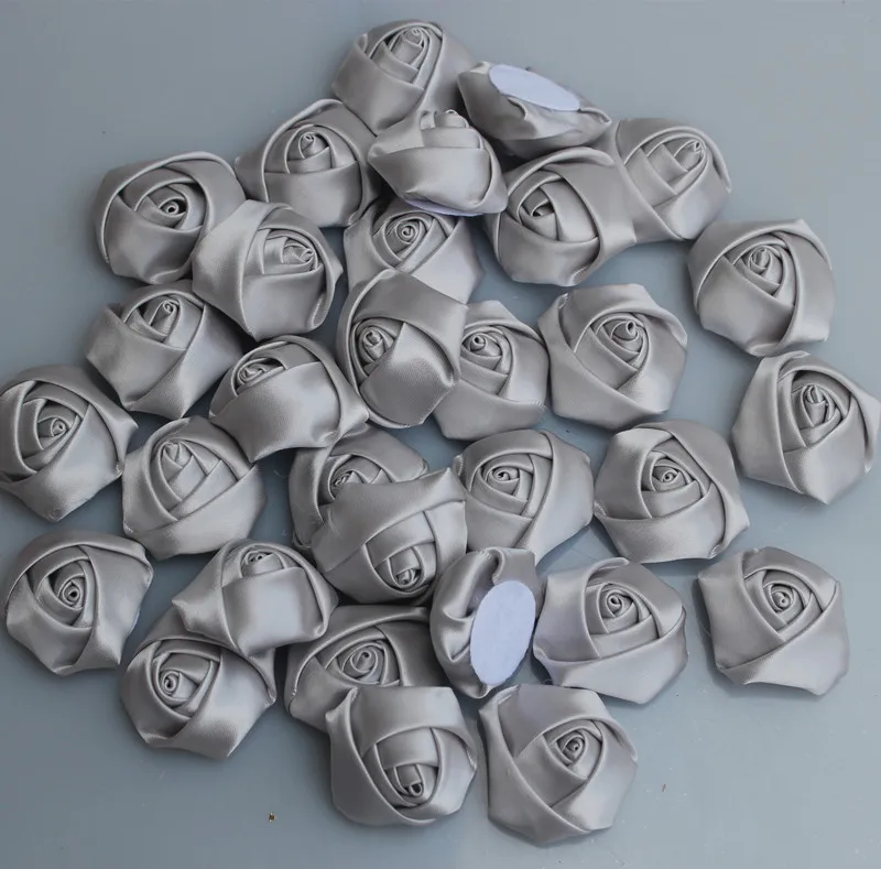 20Pieces/Bag Silver Rose Handmade Diameter 3.5Cm Satin Rose Ribbon Flowers DIY For Make Wedding Bouquet Bride Flower Accessories
20Pieces/Bag Silver Rose Handmade Diameter 3.5Cm Satin Rose Ribbon Flowers DIY For Make Wedding Bouquet Bride Flower Accessories
