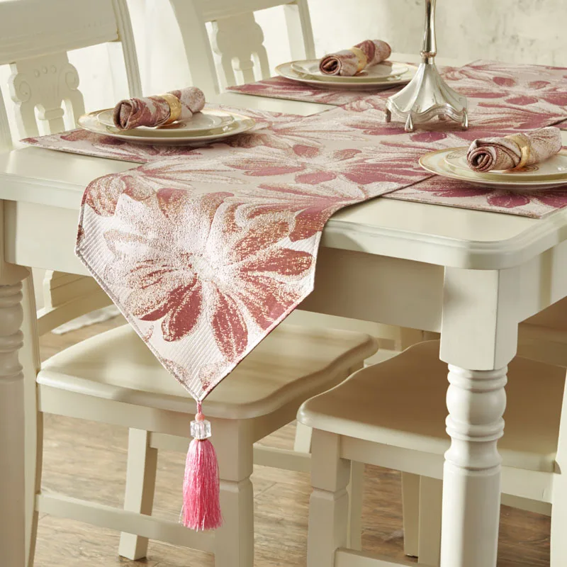 Promotion and stylish luxury gift of simple European Court's dining table cloth table mats bed towel
Promotion and stylish luxury gift of simple European Court's dining table cloth table mats bed towel