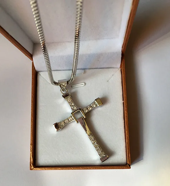 Solid The FAST and The FURIOUS 7 Toretto's CROSS Pendant Necklace 925 Sterling Silver in gift box Free Shipping
Solid The FAST and The FURIOUS 7 Toretto's CROSS Pendant Necklace 925 Sterling Silver in gift box Free Shipping