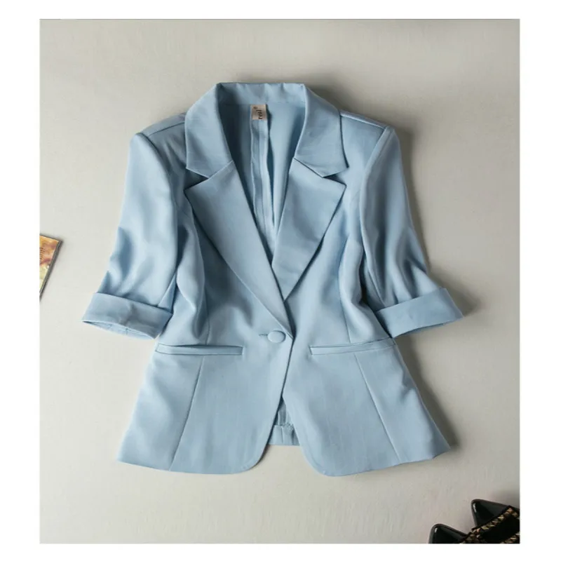 Striped small suit jacket fashion new style temperament size suit suit professional elegant temperament jacket female
Striped small suit jacket fashion new style temperament size suit suit professional elegant temperament jacket female