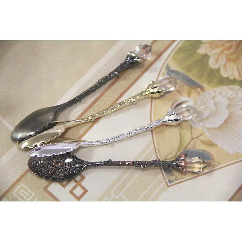 Crystal Head Spoon Retro Arab Style Decorative Pattern Coffee Teaspoon Dessert Spoon for Kitchen Table Dinner Eating Tableware
Crystal Head Spoon Retro Arab Style Decorative Pattern Coffee Teaspoon Dessert Spoon for Kitchen Table Dinner Eating Tableware