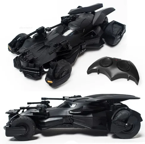 1:18 Batman vs Superman Justice League electric Batman RC car children toys model Gift simulation display Batmobile RC car 1:18
1:18 Batman vs Superman Justice League electric Batman RC car children toys model Gift simulation display Batmobile RC car 1:18