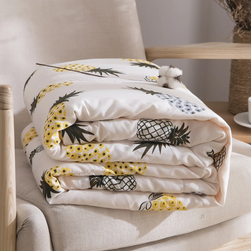 New Cotton Summer Air Conditioner Cool Thin Quilt Washed Comfortable Pineapple Printing Home Textile Bedding Comforters Duvets
New Cotton Summer Air Conditioner Cool Thin Quilt Washed Comfortable Pineapple Printing Home Textile Bedding Comforters Duvets