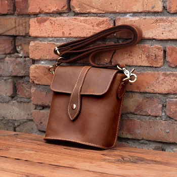 Luxury Natural Crazy Horse Leather Men Messenger Bags Small Vintage Genuine Leather Bag
Luxury Natural Crazy Horse Leather Men Messenger Bags Small Vintage Genuine Leather Bag