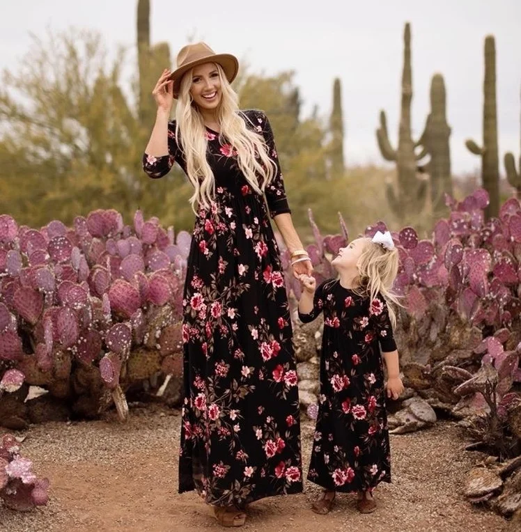 half sleeve mother daughter dress family look mommy and me clothes matching outfits mom mum and daughter print dresses clothing
half sleeve mother daughter dress family look mommy and me clothes matching outfits mom mum and daughter print dresses clothing