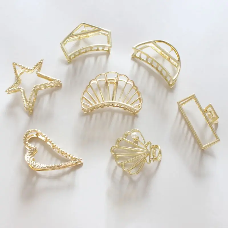 women Minimalist Style Metal Alloy Hair Claw Glitter Gold Hollow Out Jaw Clip Cute Animal Vintage Hair pins Crab Barrettes
women Minimalist Style Metal Alloy Hair Claw Glitter Gold Hollow Out Jaw Clip Cute Animal Vintage Hair pins Crab Barrettes