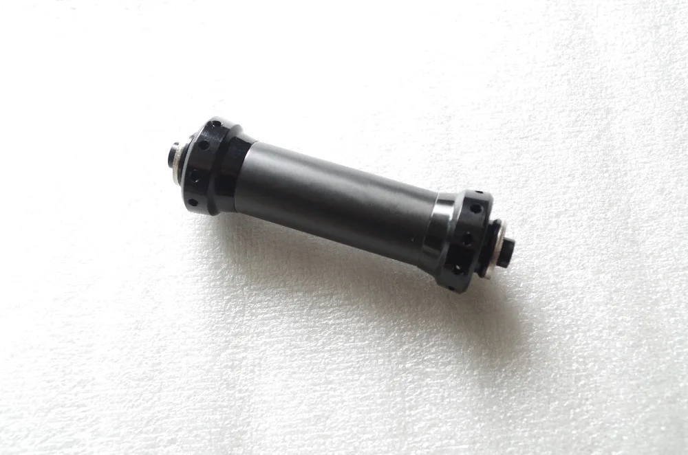 2017 NEW NOVATEC 20 Holes Ultralight Carbon Straight Pull Road Bike Front Hub AS61CB Black Super Light Bicycle Hub
2017 NEW NOVATEC 20 Holes Ultralight Carbon Straight Pull Road Bike Front Hub AS61CB Black Super Light Bicycle Hub
