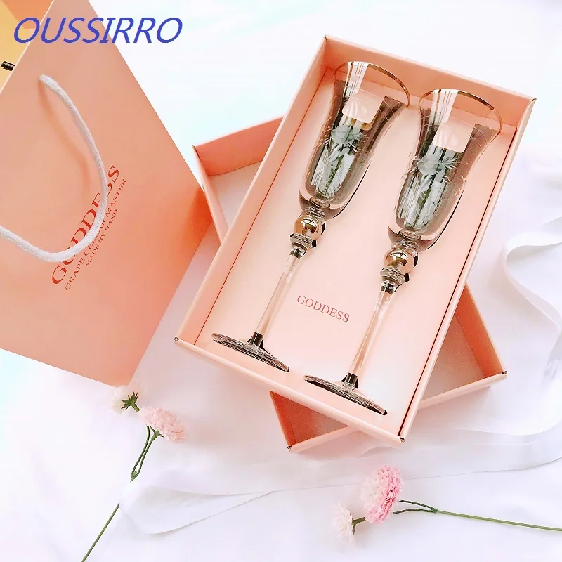 2Pcs/Set Super High Quality Carved Lead Free Crystal Champagne Cocktail Flutes Wine Glass Goblet Luxury Lover Wedding Gifts
2Pcs/Set Super High Quality Carved Lead Free Crystal Champagne Cocktail Flutes Wine Glass Goblet Luxury Lover Wedding Gifts